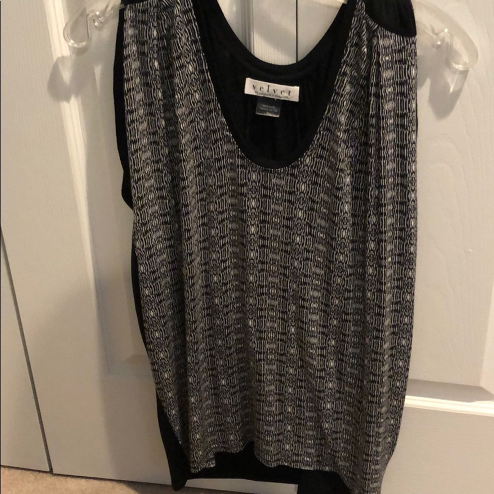 Velvet from Anthropology S, excellent condition.